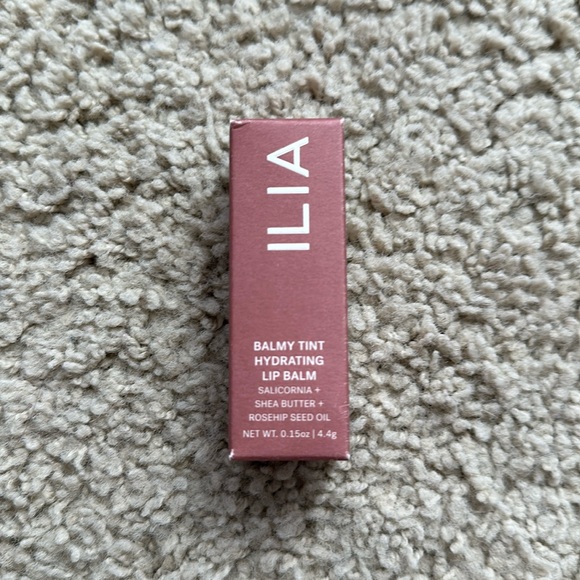 Ilia Hydrating Lip Balm - Lullaby - Picture 3 of 7